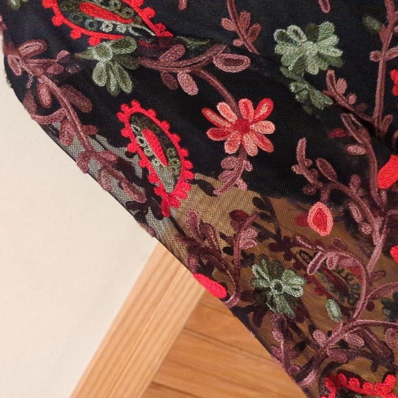 Wesleerose Floral Dress Mesh Embroidery Bell Long Sleeves Black Multi Size 12 - Picture 6 of 12
